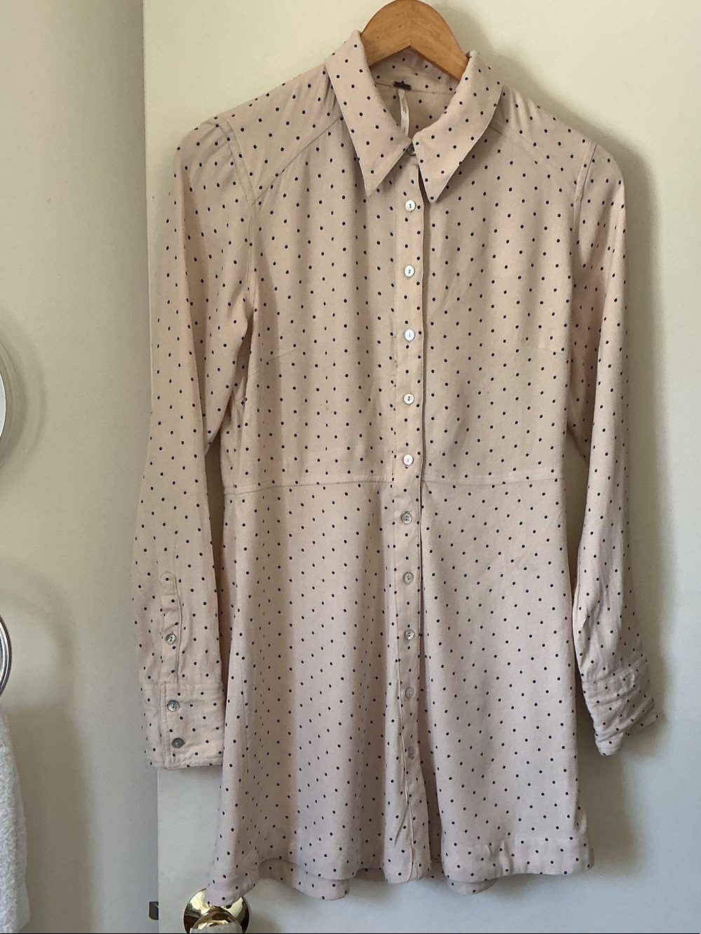 FREE PEOPLE Classic Beige Polka Dot Button-Up Shirt Dress